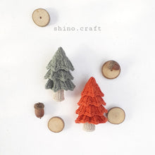 Load image into Gallery viewer, Pine tree