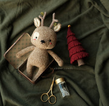Load image into Gallery viewer, Yori - the little deer.