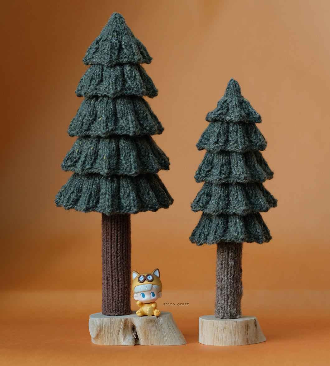 Knitting pattern: Pine Tree 2024